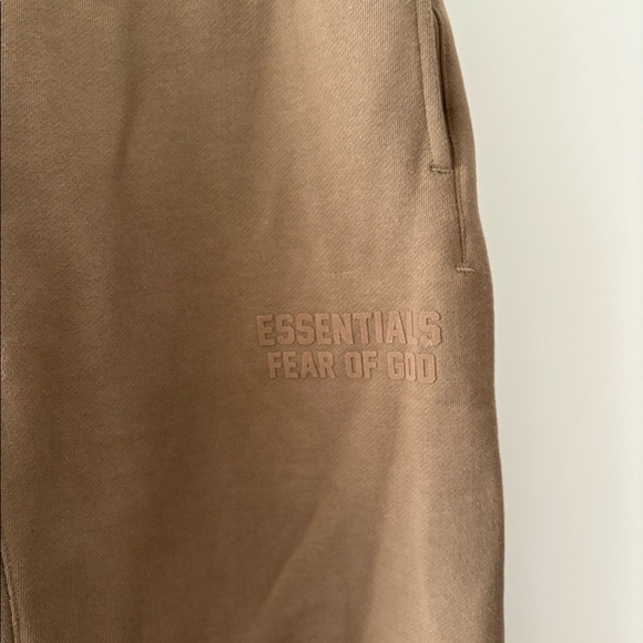 NWT Essentials Fear Of God Sweatpants in wood S - Picture 7 of 10
